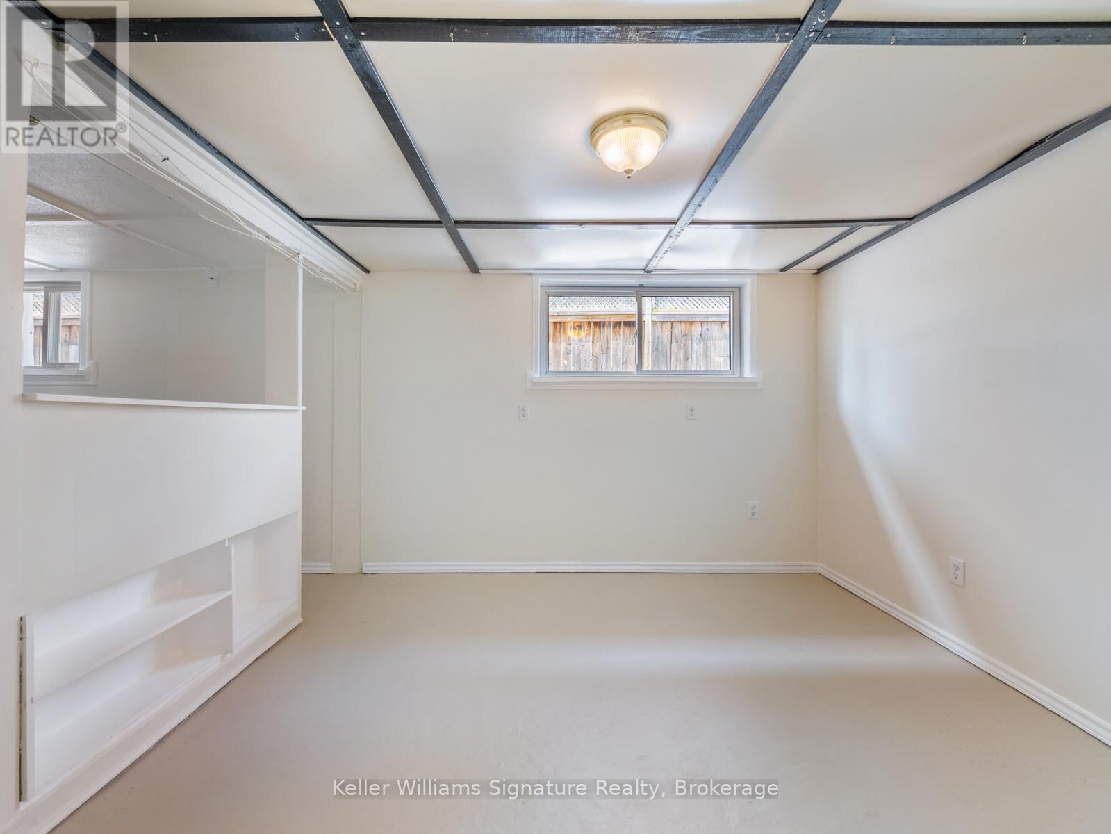 3138 MERRITT AVENUE Image 29
