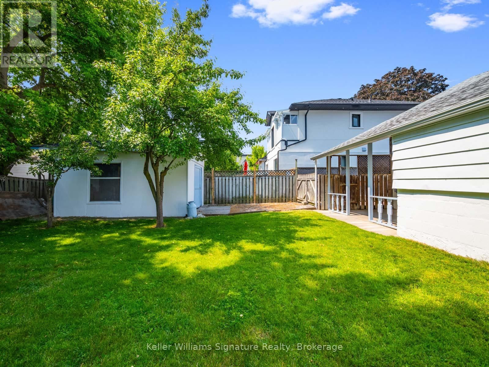 3138 MERRITT AVENUE Image 34