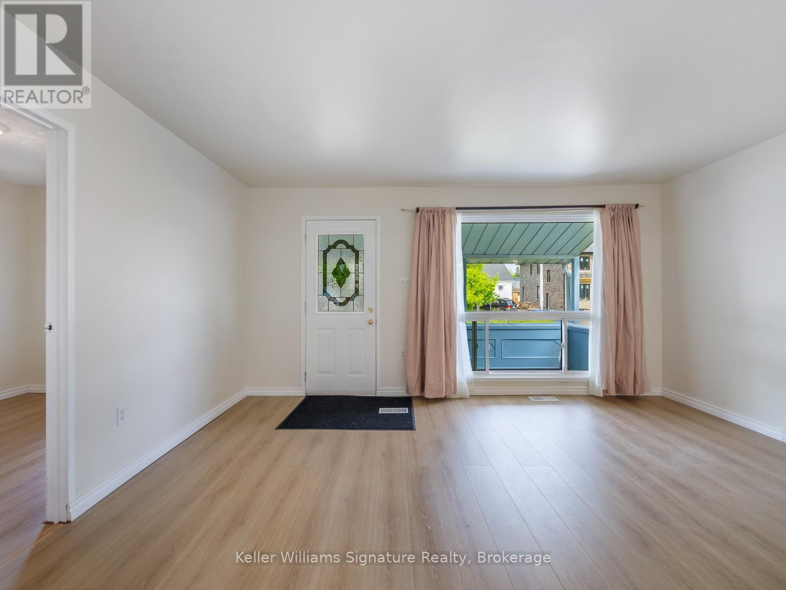 3138 MERRITT AVENUE Image 5