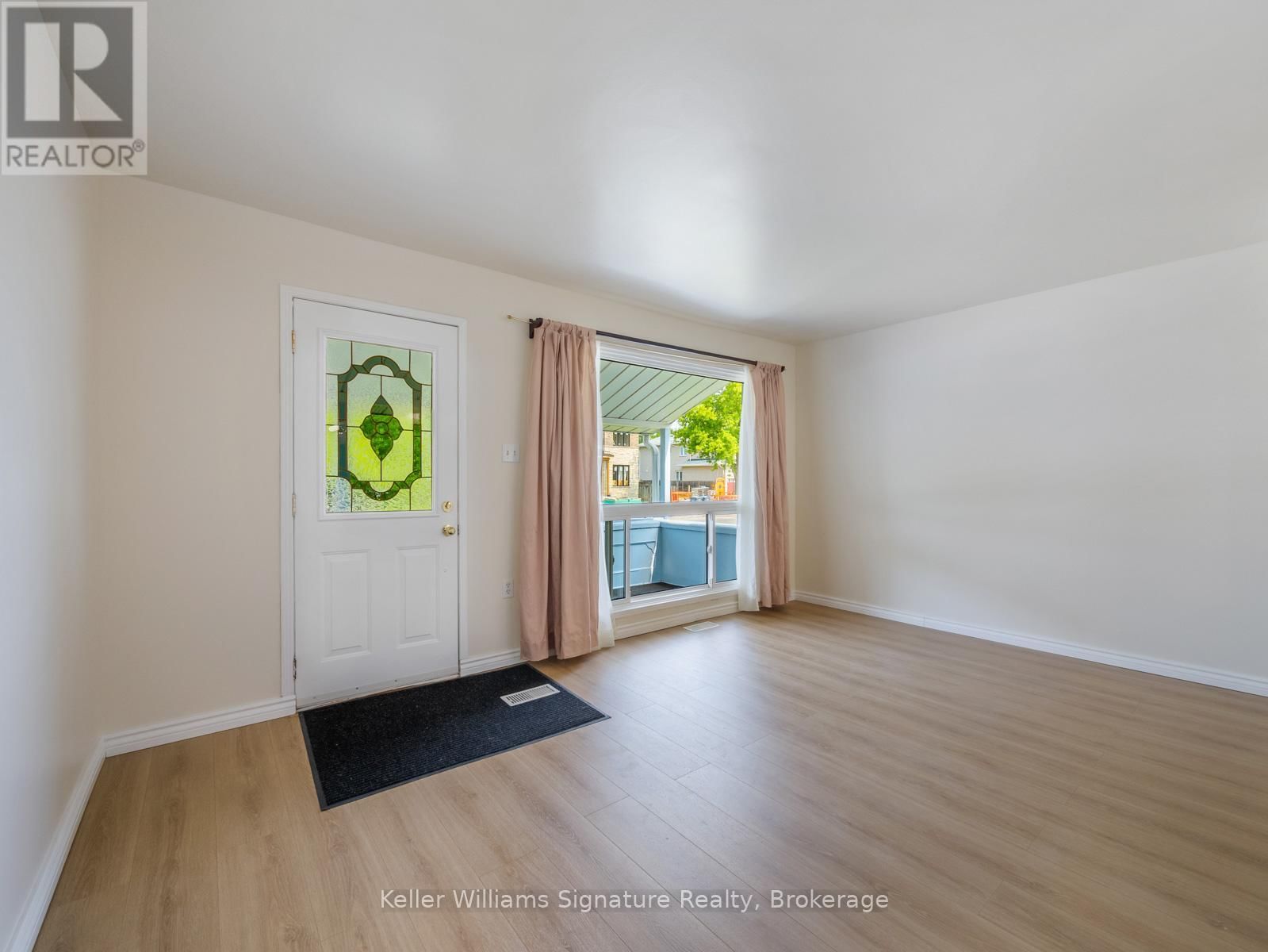 3138 MERRITT AVENUE Image 6