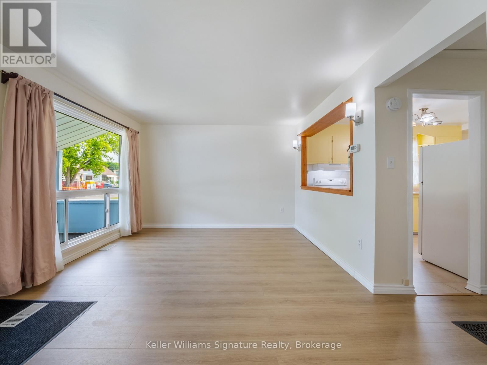 3138 MERRITT AVENUE Image 7