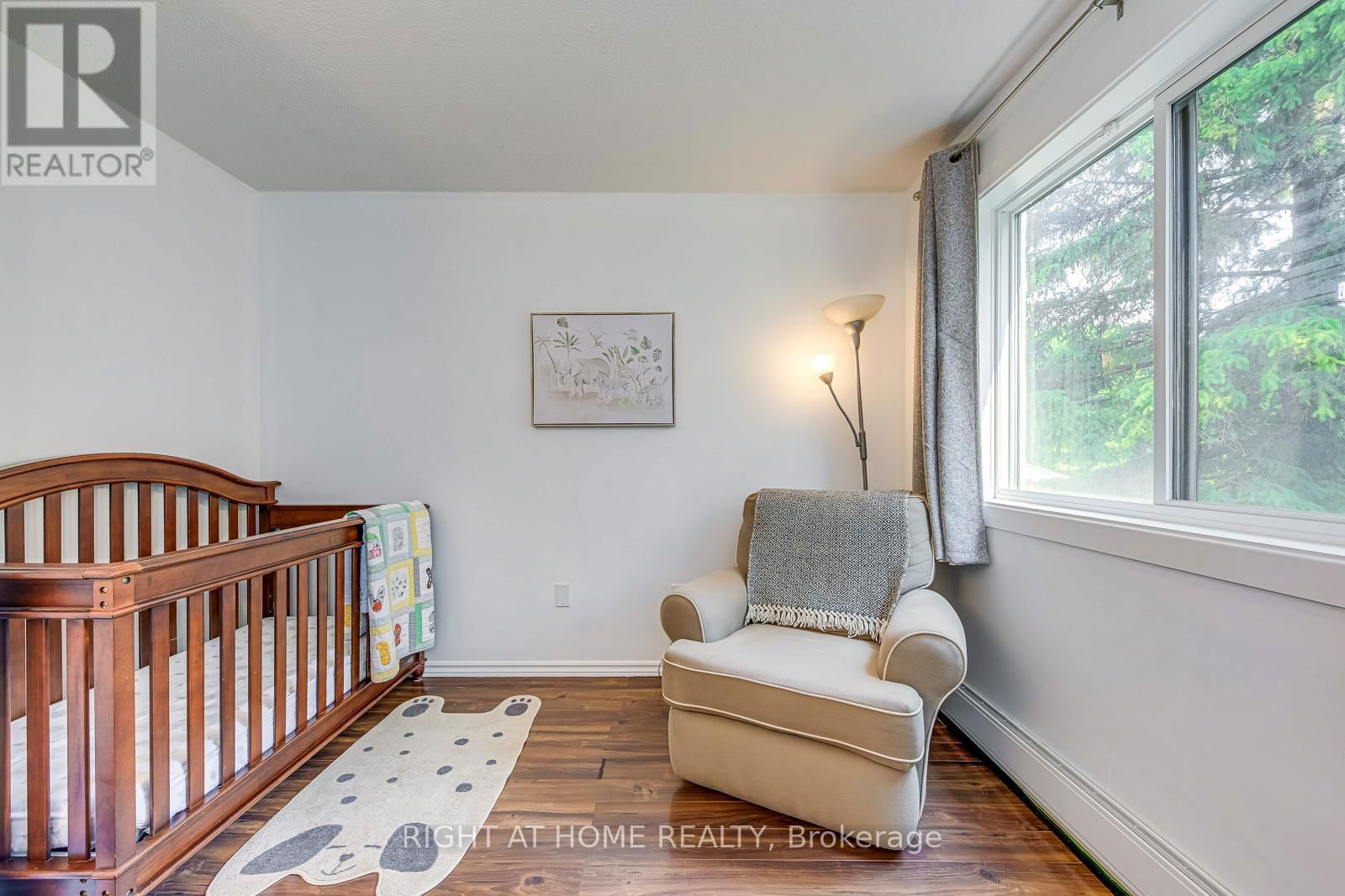 133 - 1058 FALGARWOOD DRIVE Image 17