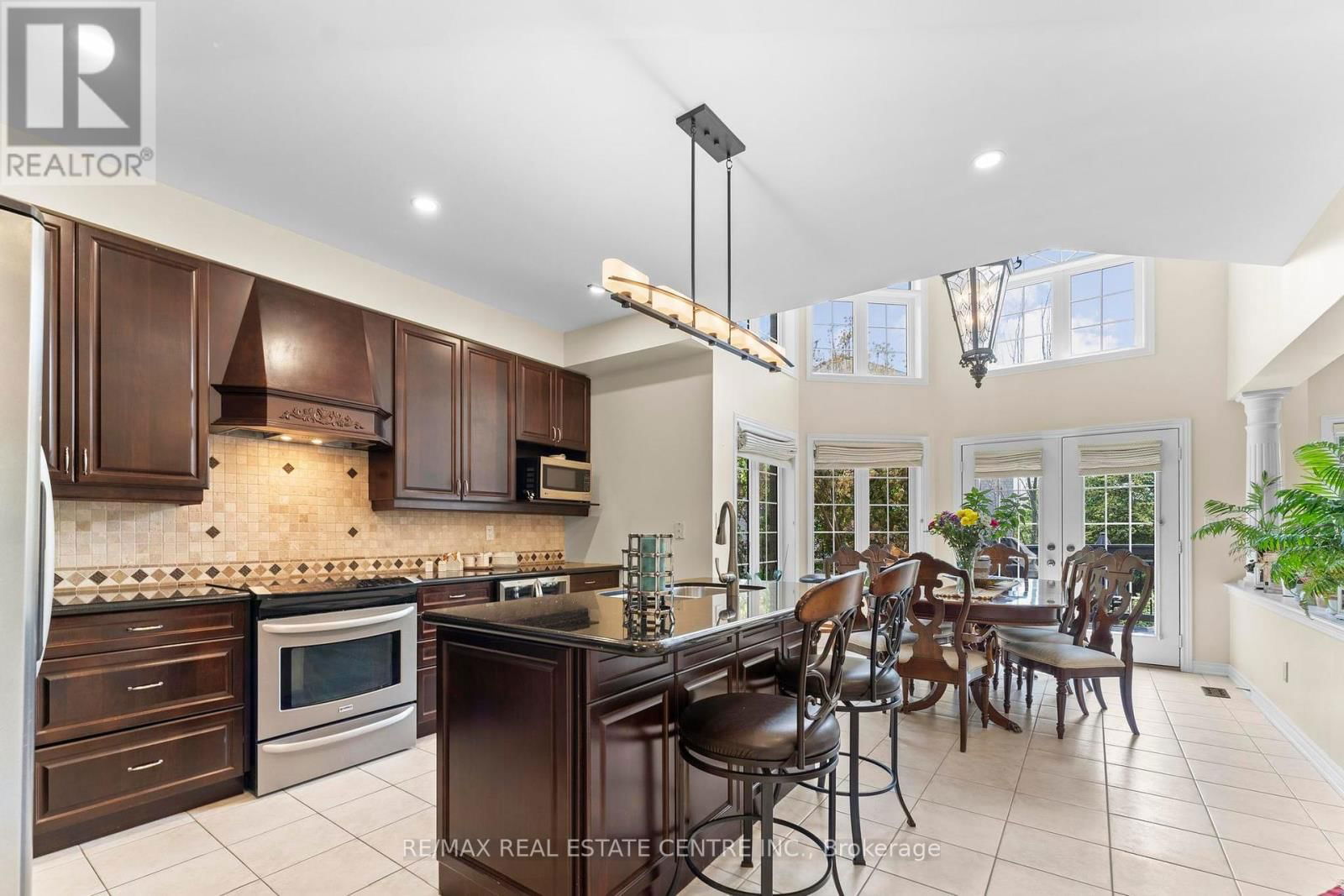 2454 SPRINGFOREST DRIVE Image 11