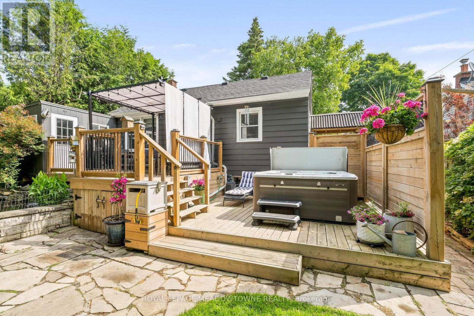 10 RIVERVIEW CRESCENT Image 36