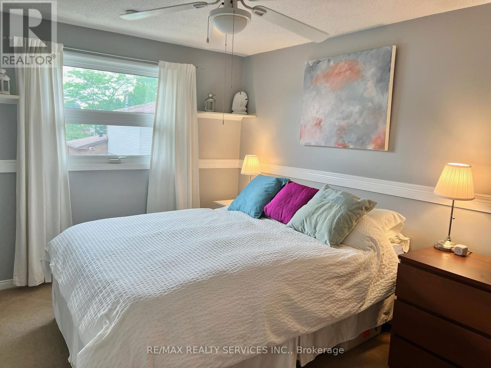 3 OLEANDER CRESCENT Image 28
