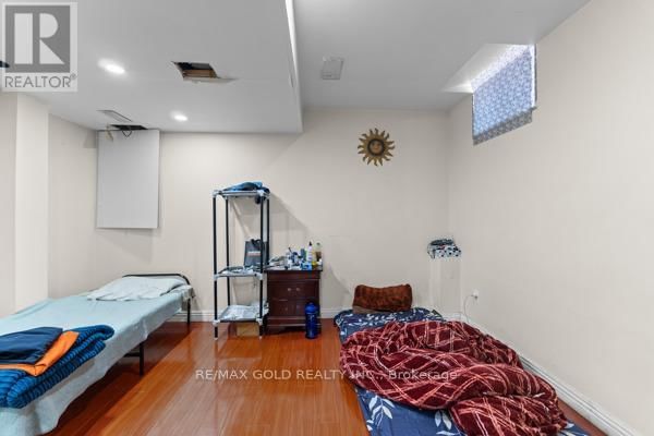16 UPSHALL DRIVE Image 28