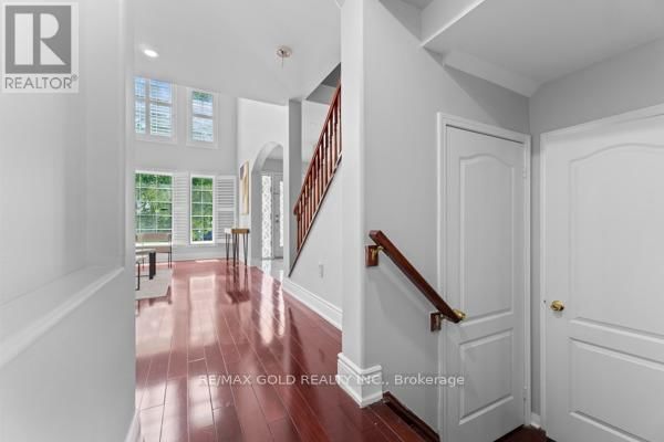 16 UPSHALL DRIVE Image 5