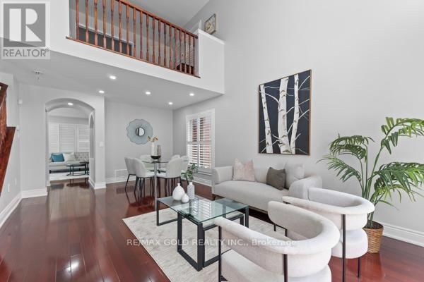 16 UPSHALL DRIVE Image 8
