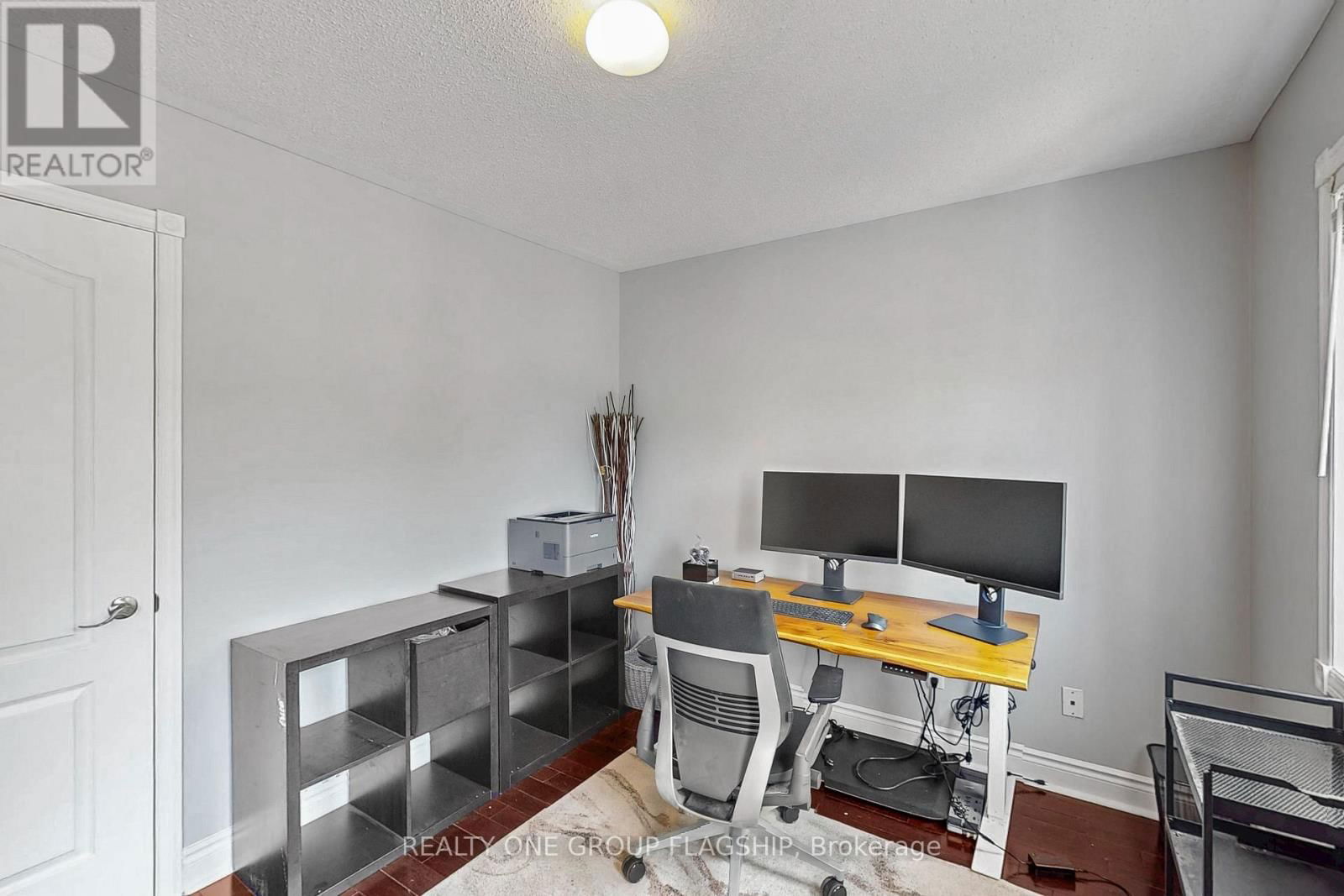 42 MONACO COURT Image 33