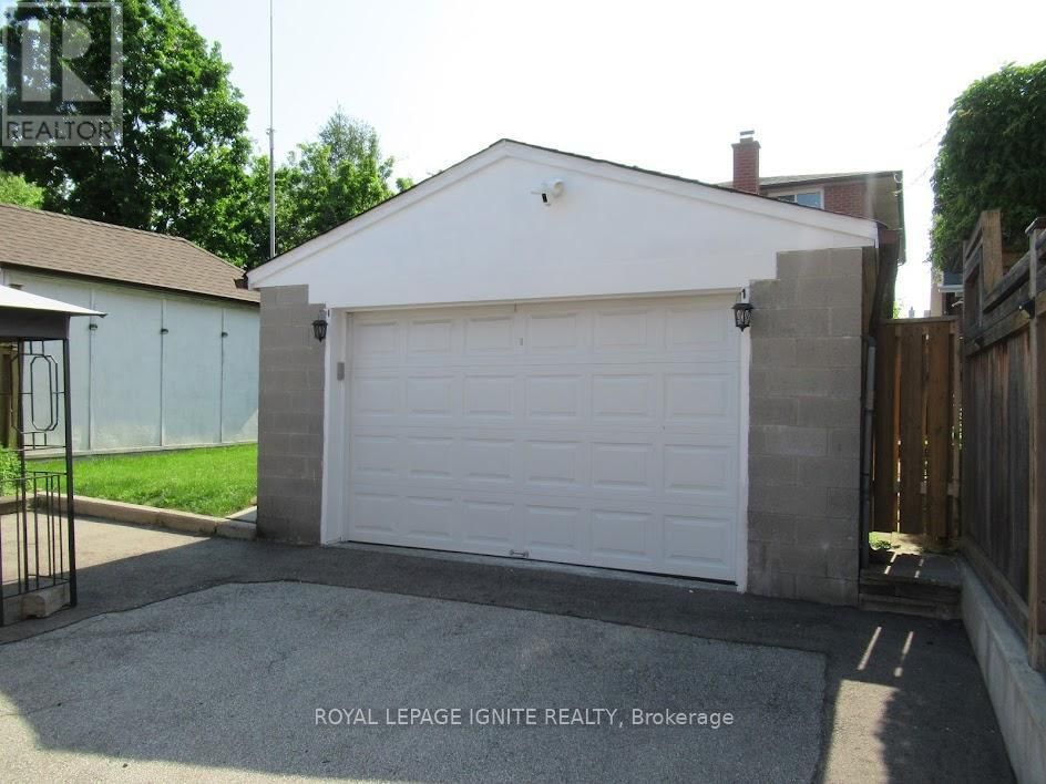12 STEPHEN DRIVE Image 17