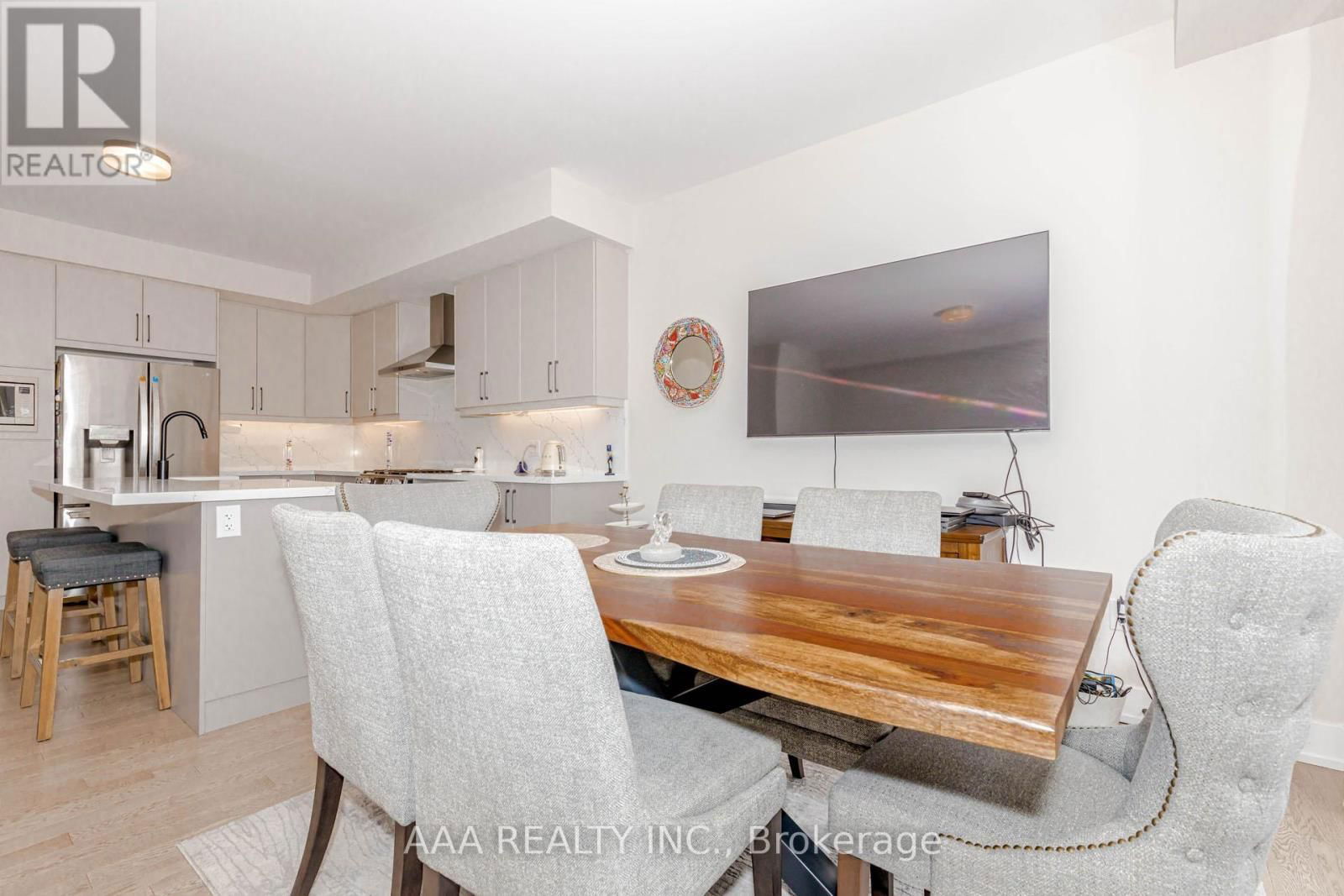 24 - 2273 TURNBERRY ROAD Image 13