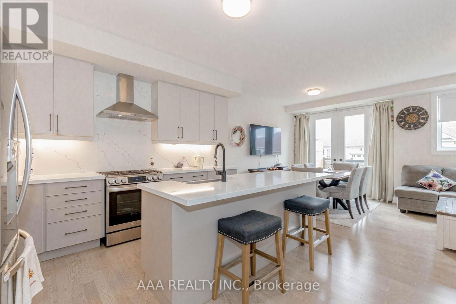 24 - 2273 TURNBERRY ROAD Image 7