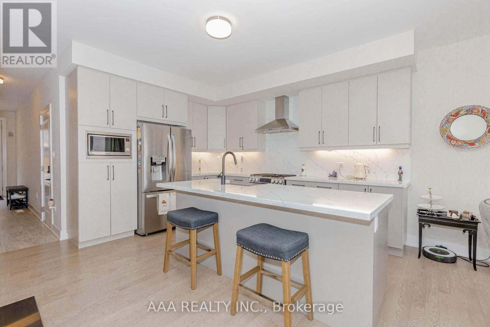 24 - 2273 TURNBERRY ROAD Image 8