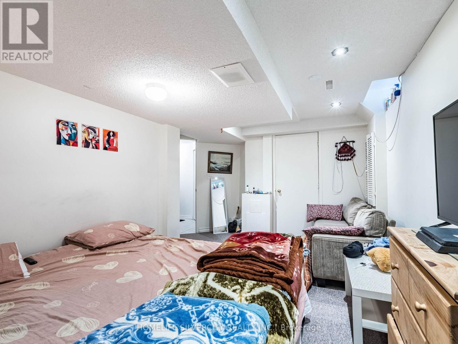 6286 MCCOVEY DRIVE Image 45