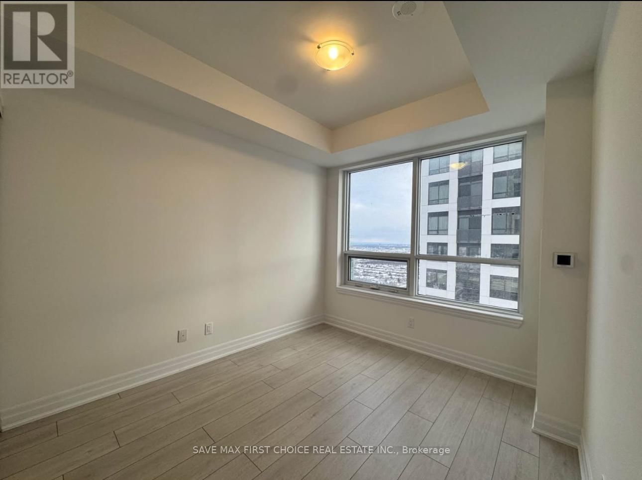 2809 - 30 ELM DRIVE Image 6