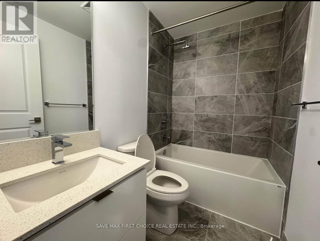 2809 - 30 ELM DRIVE Image 8