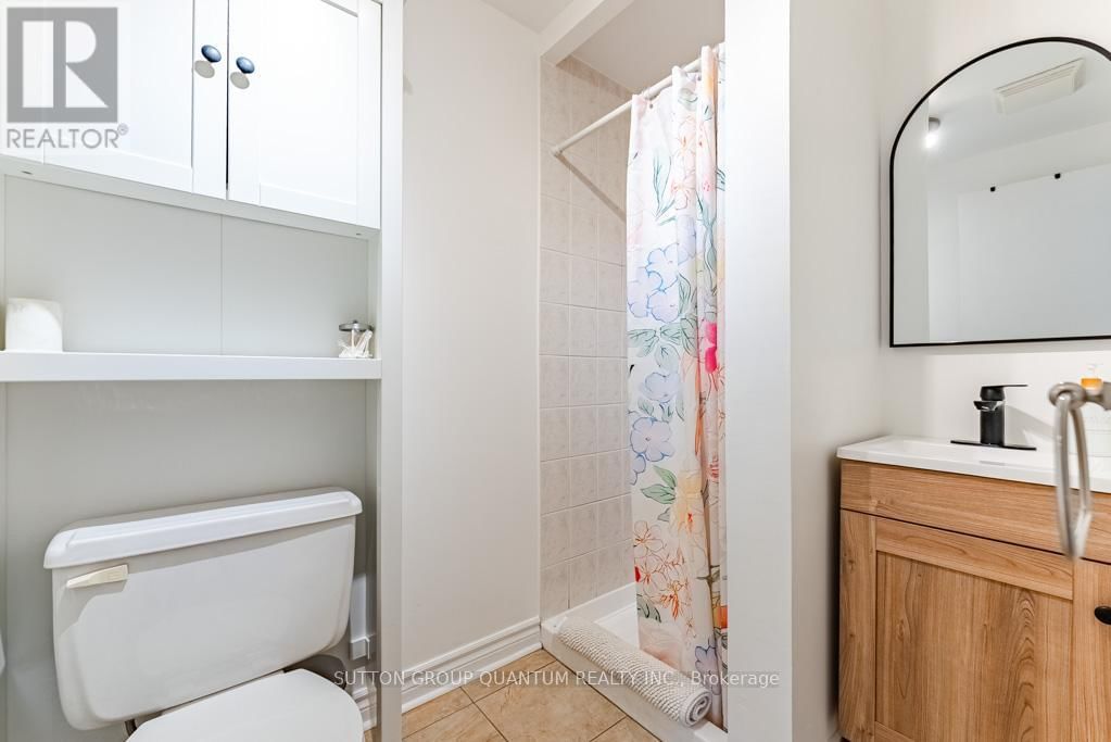 72 NORMANDY PLACE Image 14