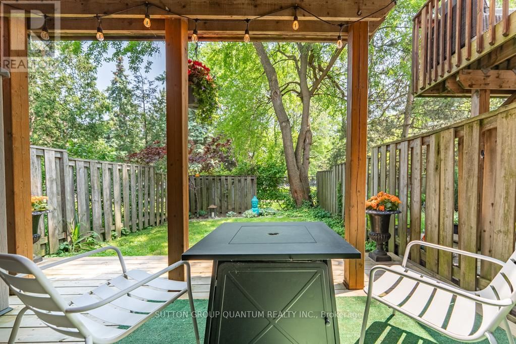 72 NORMANDY PLACE Image 17