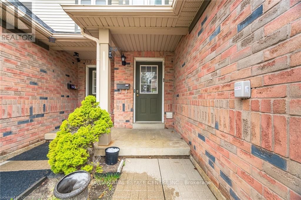 62 - 5255 GUILDWOOD WAY Image 2