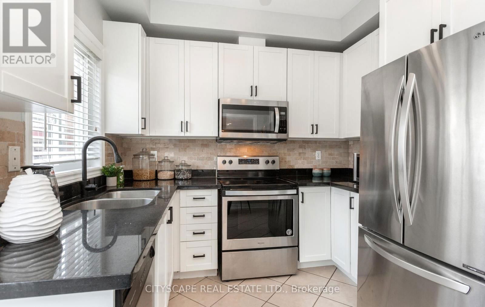 222 ANDREWS TRAIL WEST Image 18