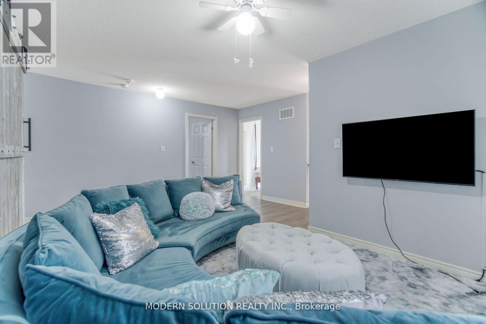 552 BESSBOROUGH DRIVE Image 14