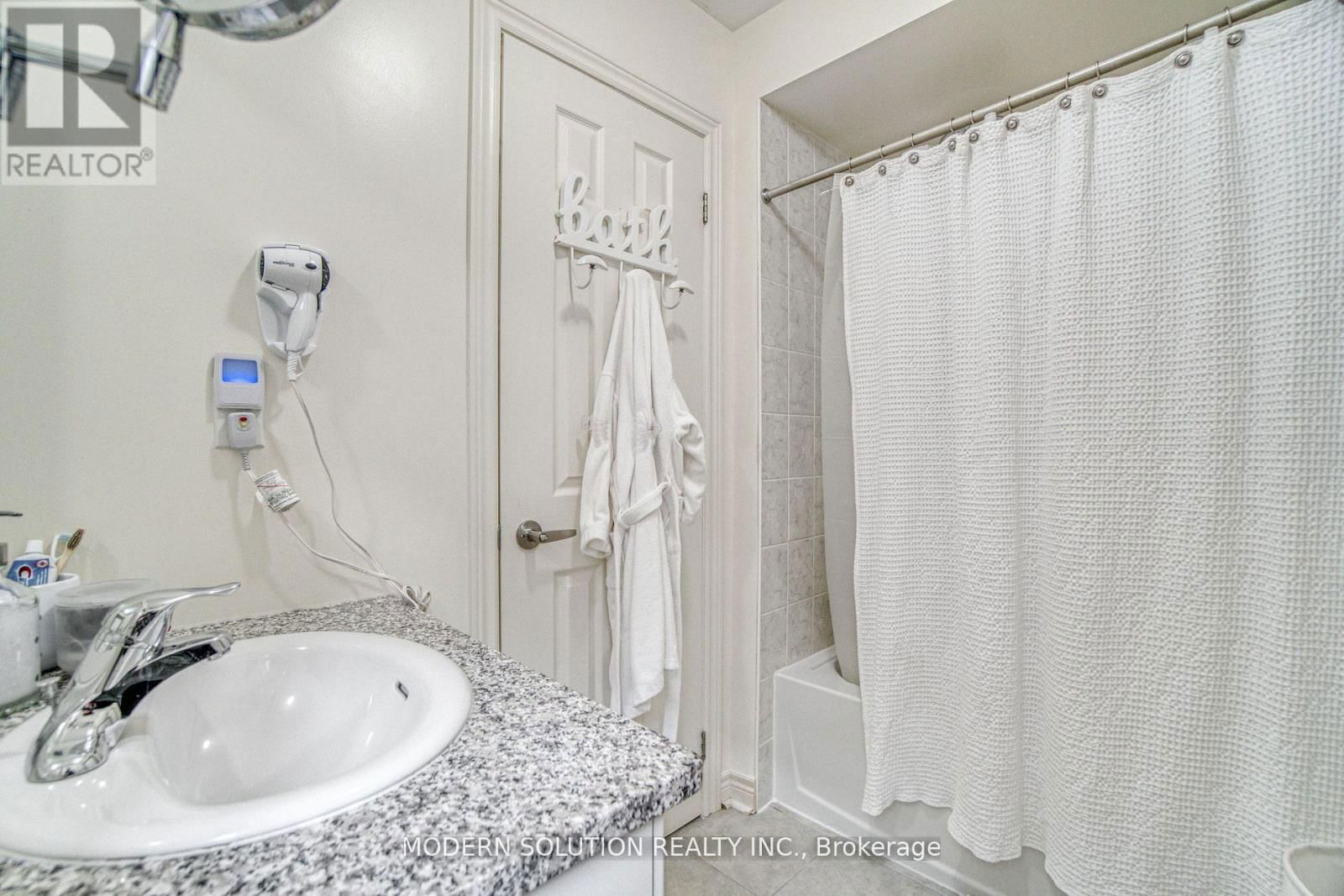 552 BESSBOROUGH DRIVE Image 25
