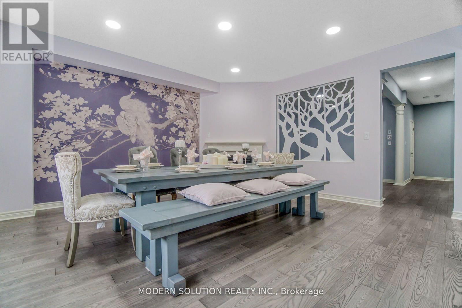 552 BESSBOROUGH DRIVE Image 9