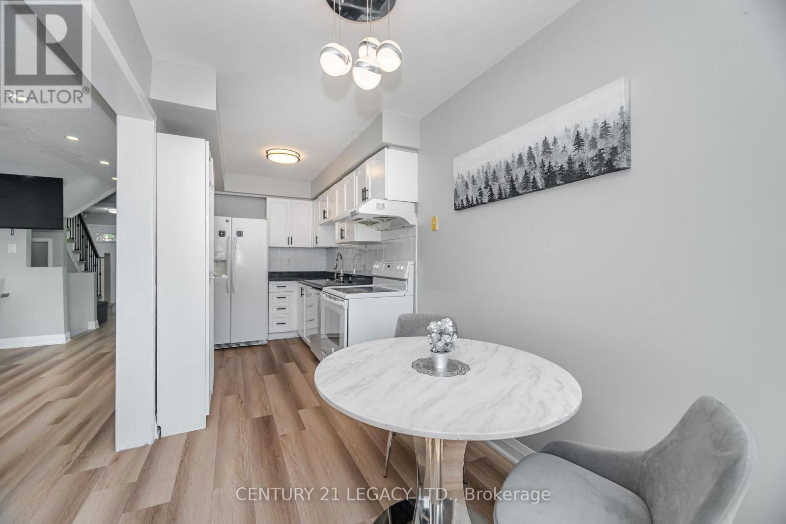 11 - 100 BRICKYARD WAY Image 11