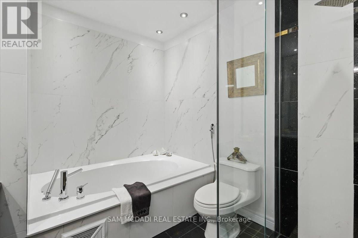 6074 LEESIDE CRESCENT Image 24