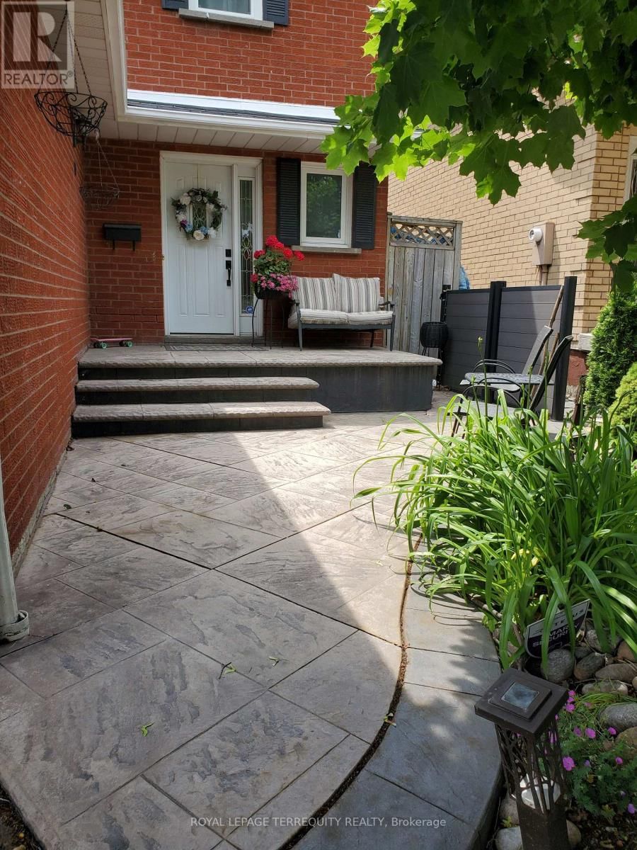 19 TRALEE STREET Image 2