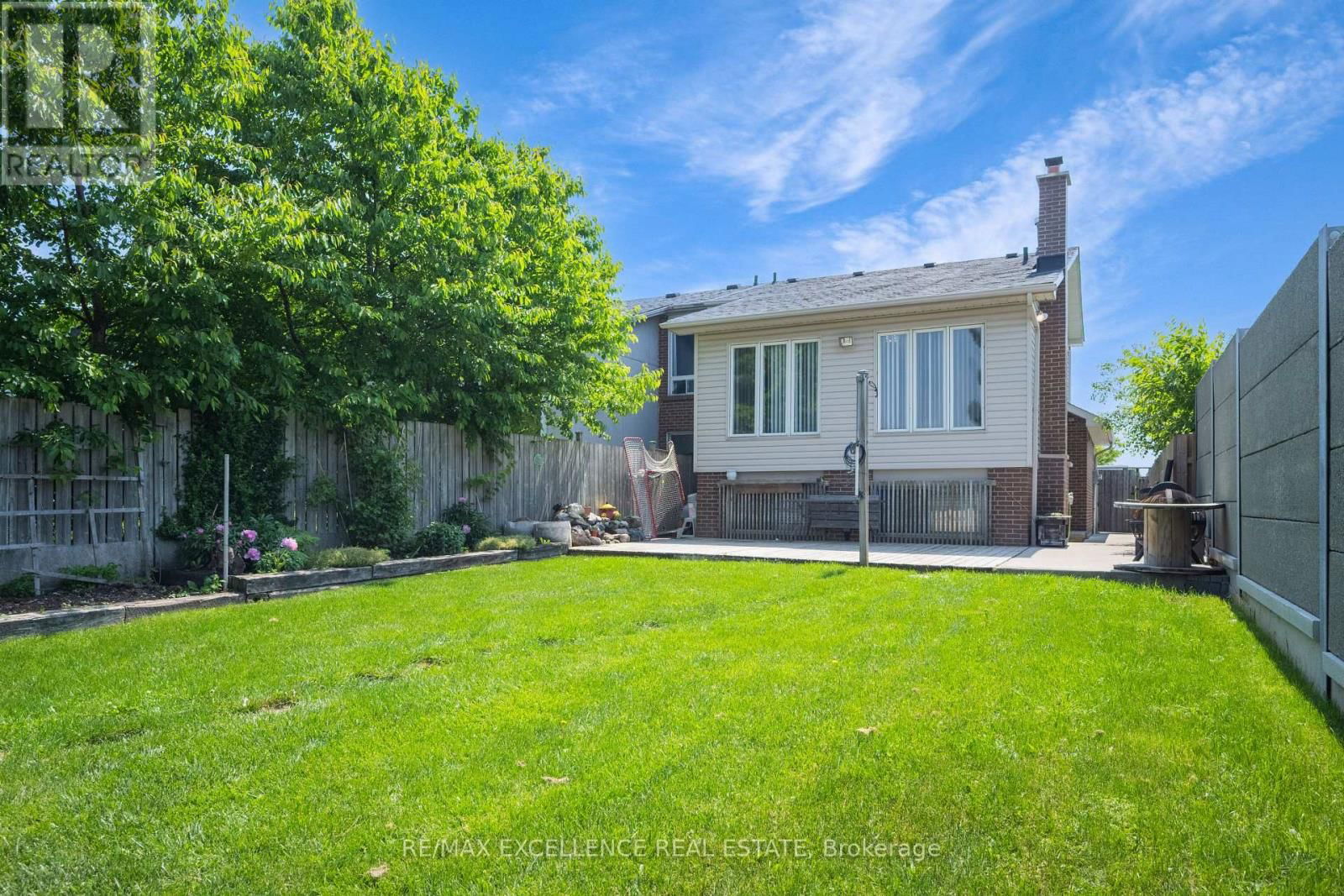 18 CARTER DRIVE Image 42