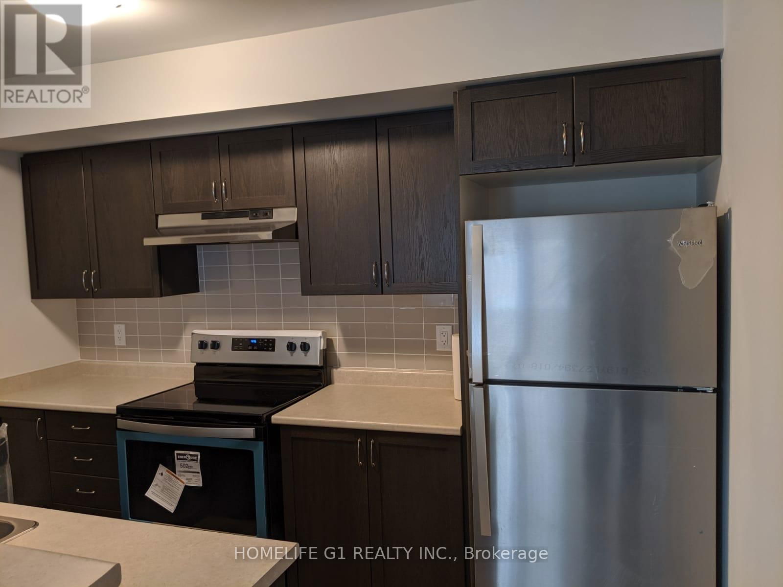 300 - 250 SUNNY MEADOW BOULEVARD Image 6