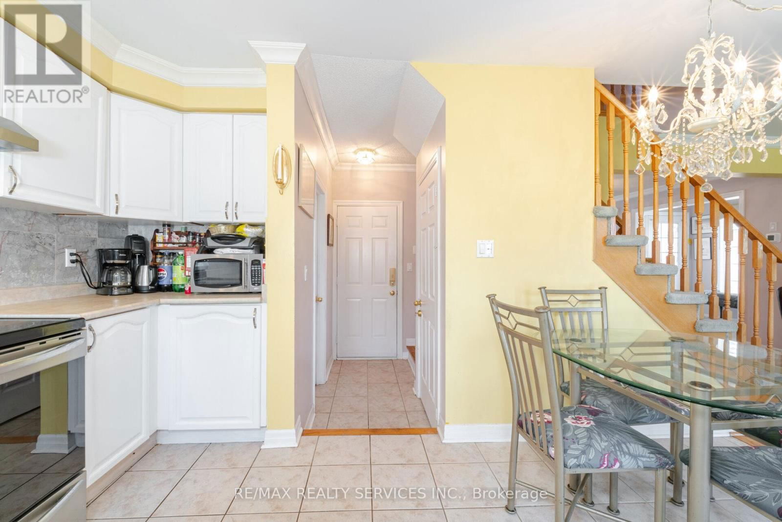 18 SHERBO CRESCENT Image 22