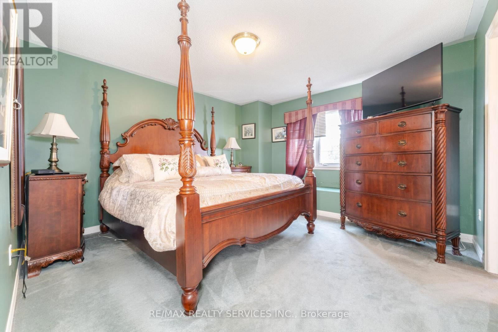 18 SHERBO CRESCENT Image 26