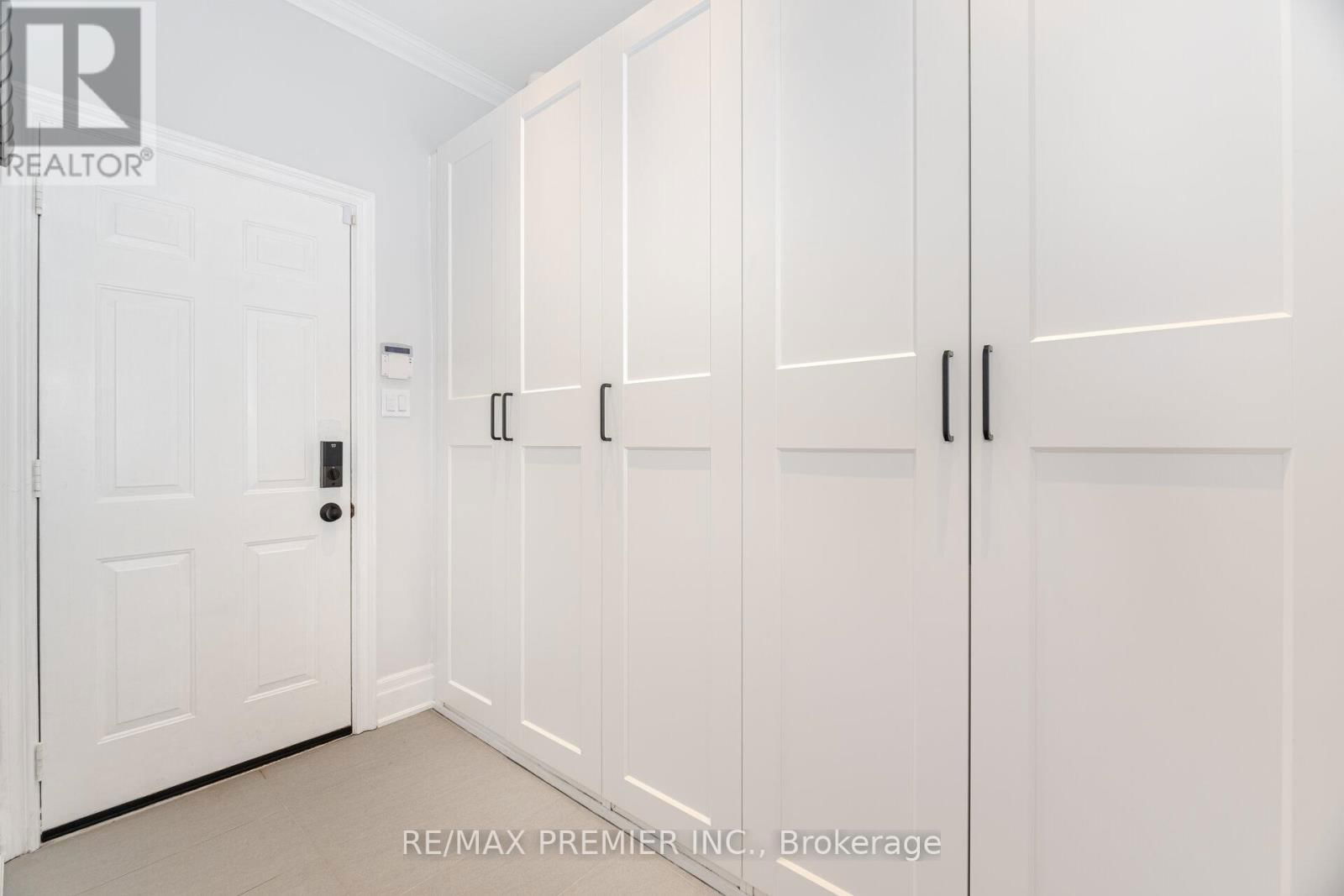 28 STRAWBERRY HILL COURT Image 17
