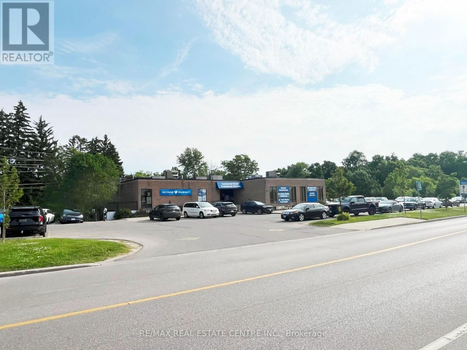 102 - 311 COMMERCIAL STREET Image 3