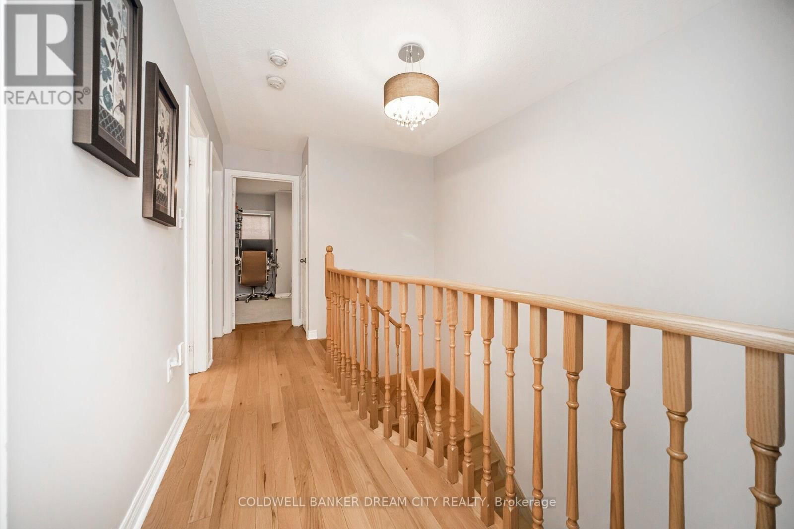 14 IVOR CRESCENT Image 27