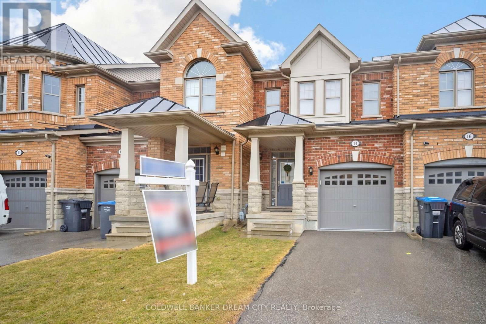 14 IVOR CRESCENT Image 3