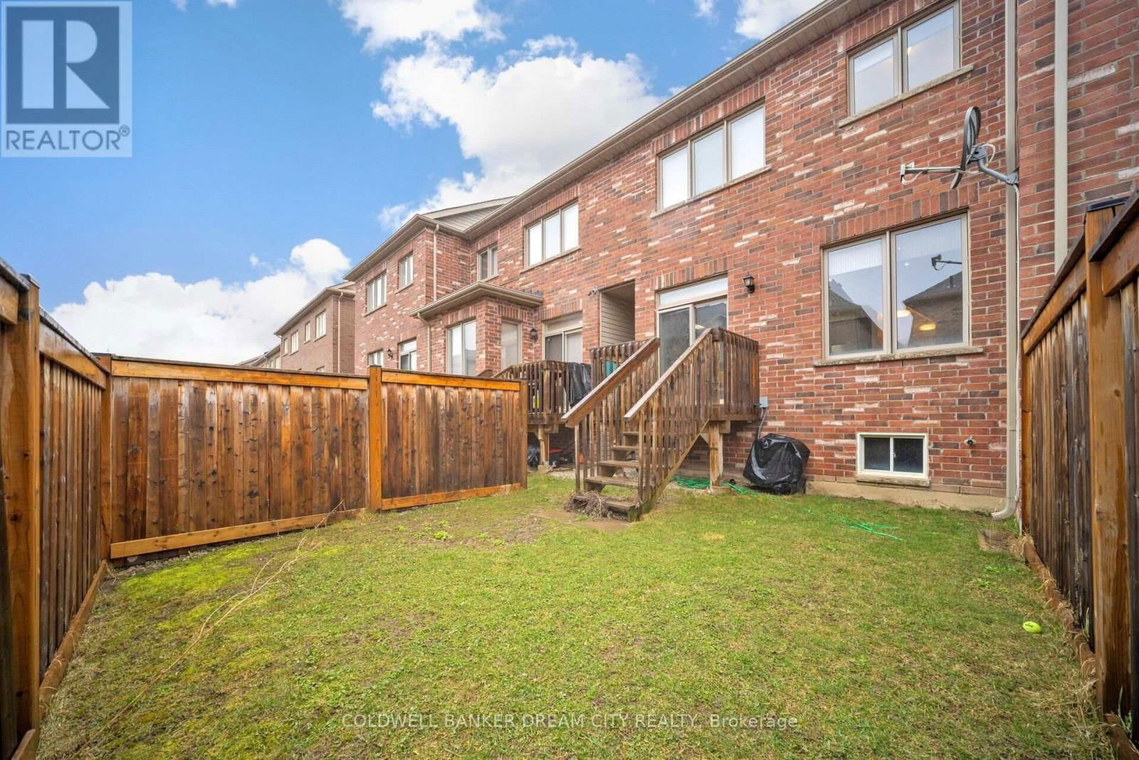 14 IVOR CRESCENT Image 37