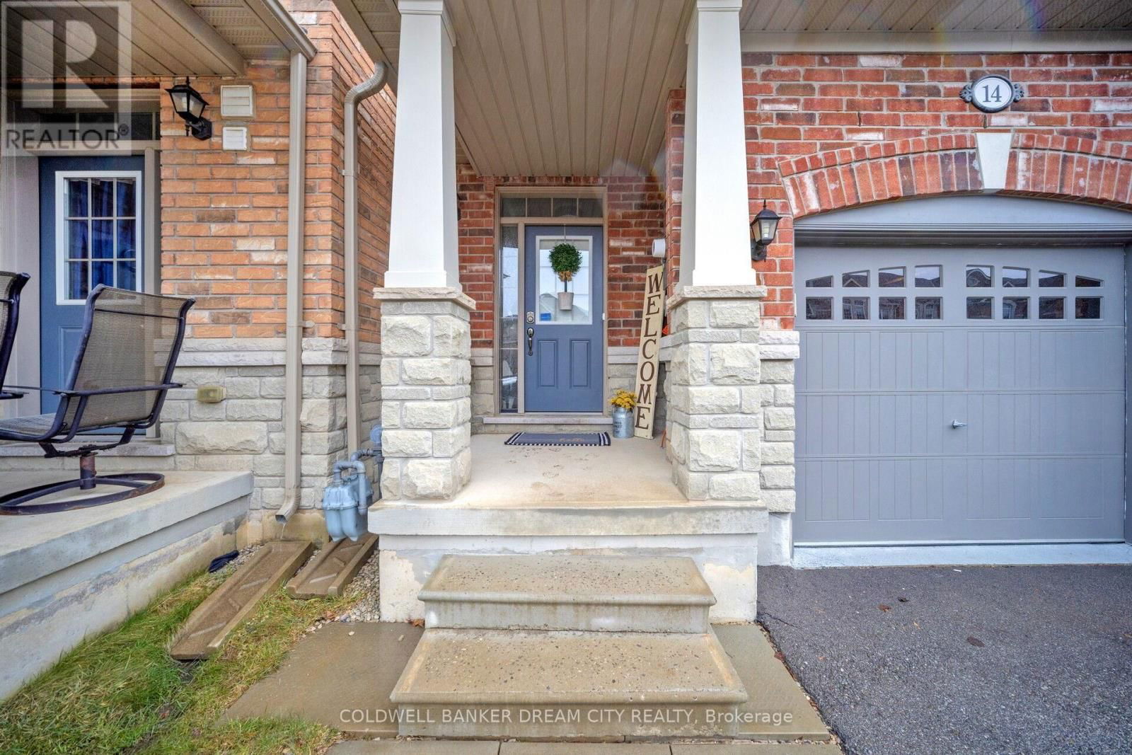 14 IVOR CRESCENT Image 4