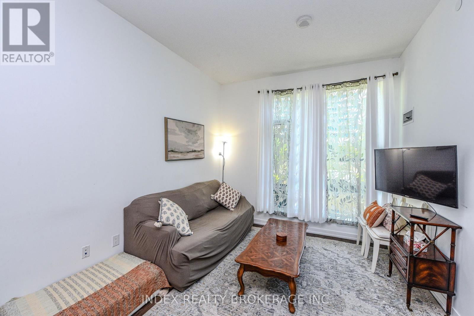 103 - 2560 EGLINGTON AVENUE Image 4