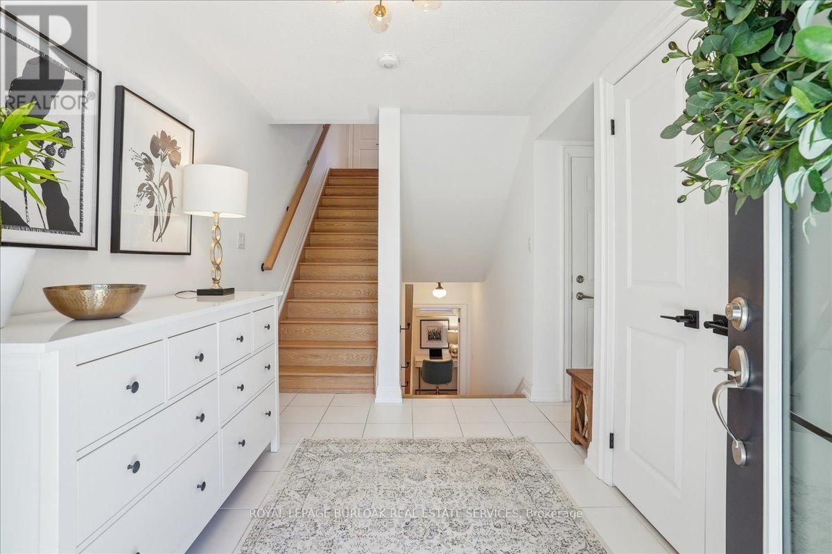 3 - 2071 GHENT AVENUE Image 3