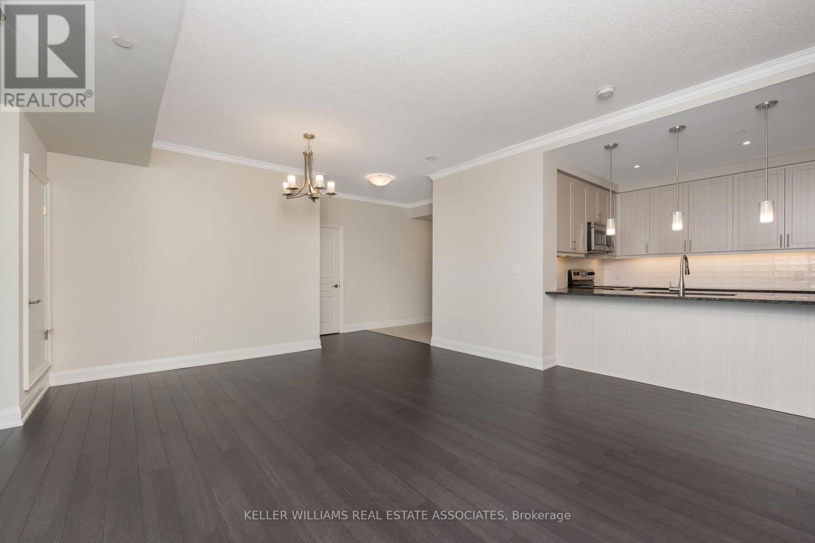 403 - 50 HALL ROAD Image 13