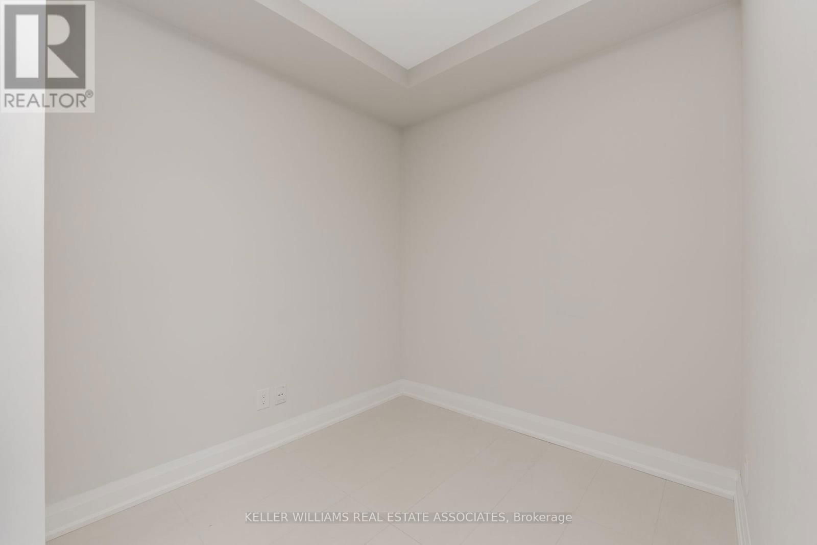 403 - 50 HALL ROAD Image 22