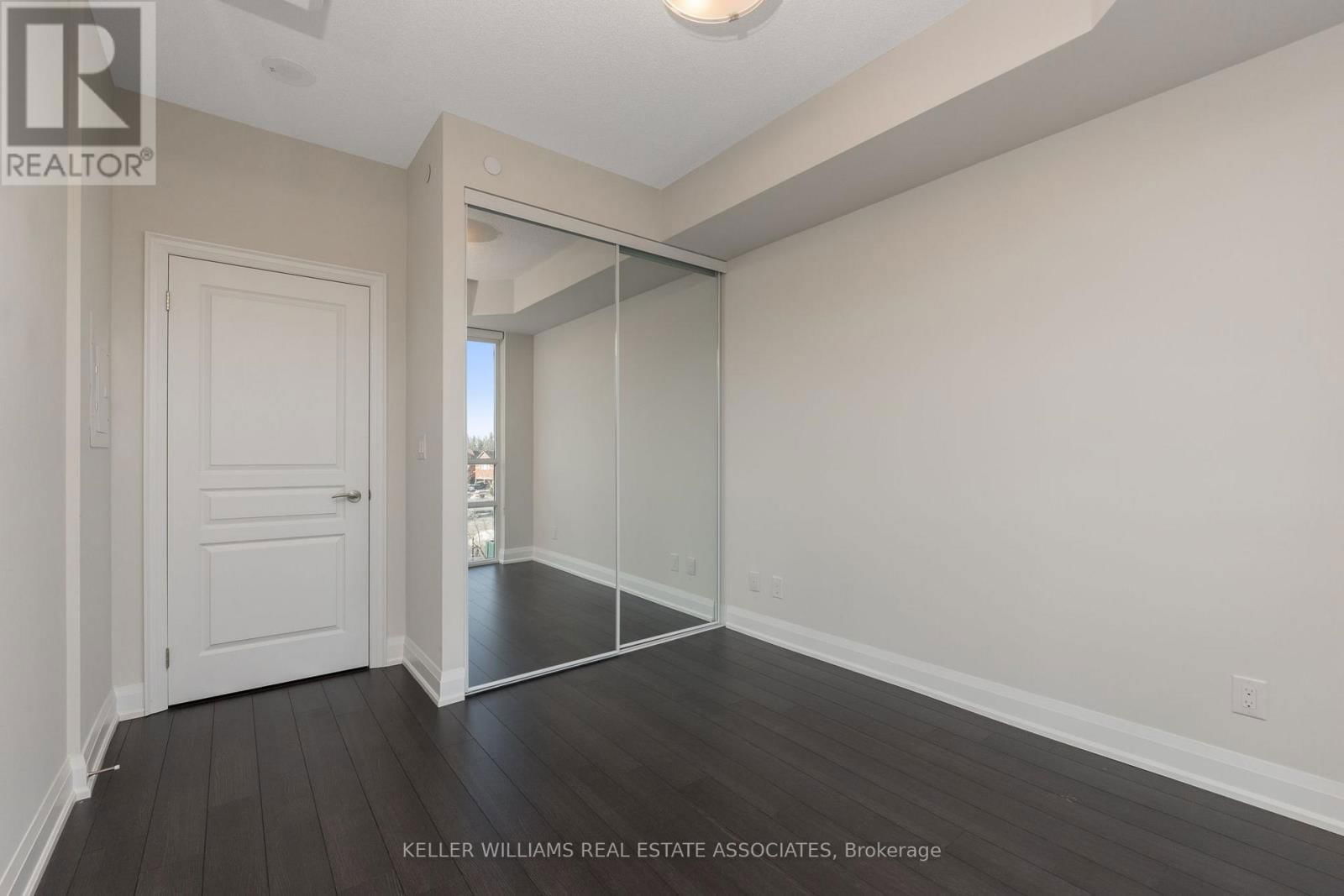 403 - 50 HALL ROAD Image 25