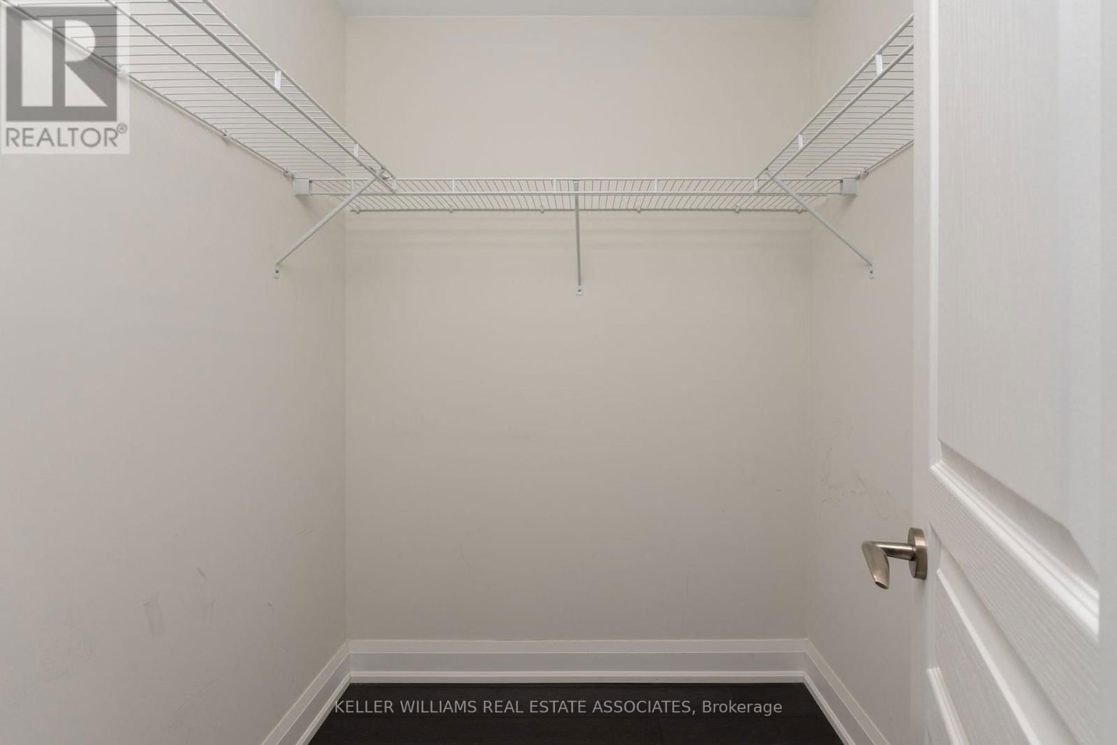 403 - 50 HALL ROAD Image 34