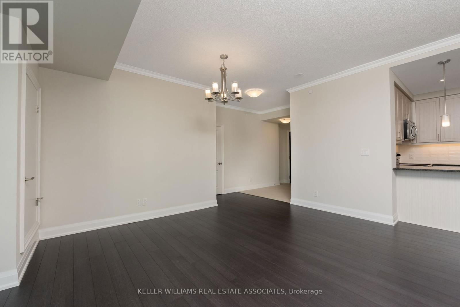 403 - 50 HALL ROAD Image 9