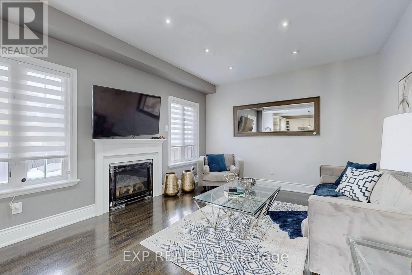 88 ROYAL WEST DRIVE Image 14