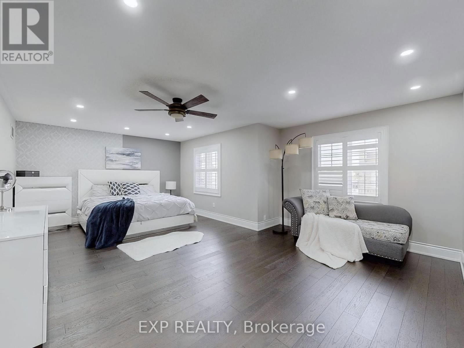 88 ROYAL WEST DRIVE Image 23