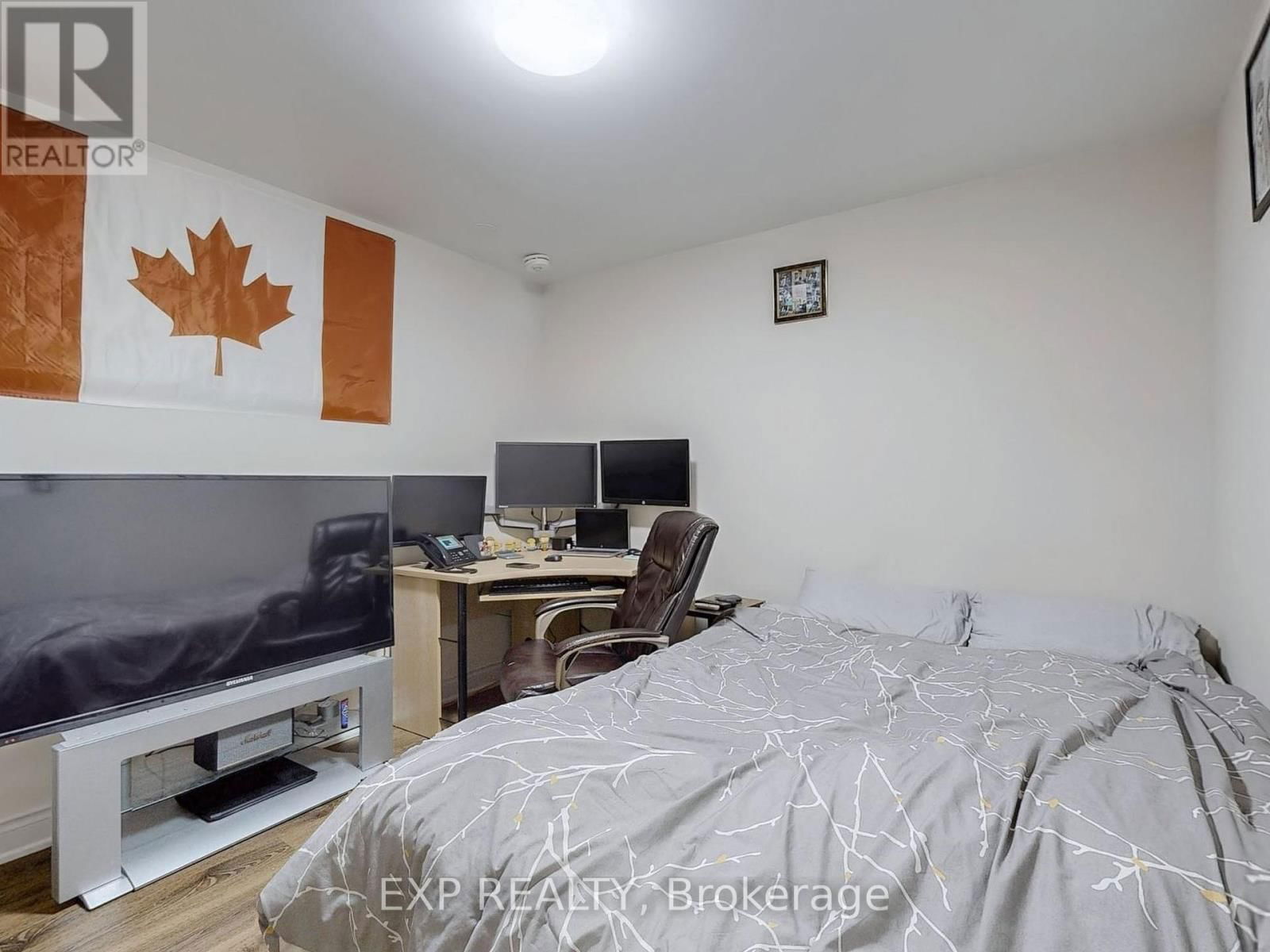 88 ROYAL WEST DRIVE Image 41